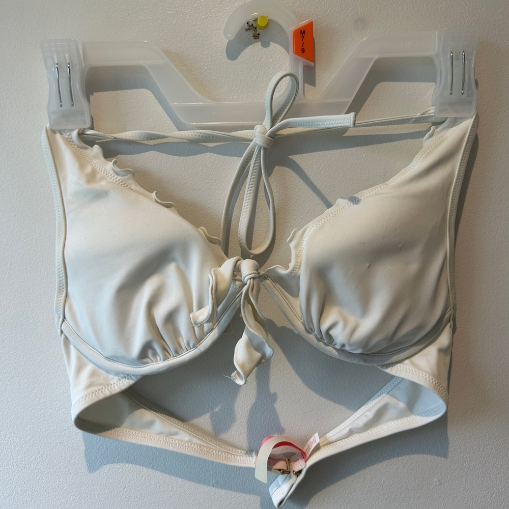 Victoria’s Secret bikini top